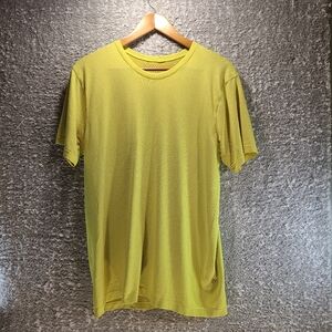 Lululemon Shirt Adult Large Metal Vent Breathe Crew Short Sleeve Mens Large